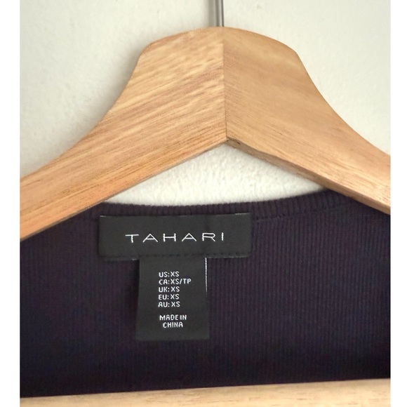 Tahari • Ella Navy Blue Sleeveless Tiered Maxi Dress - Picture 5 of 6